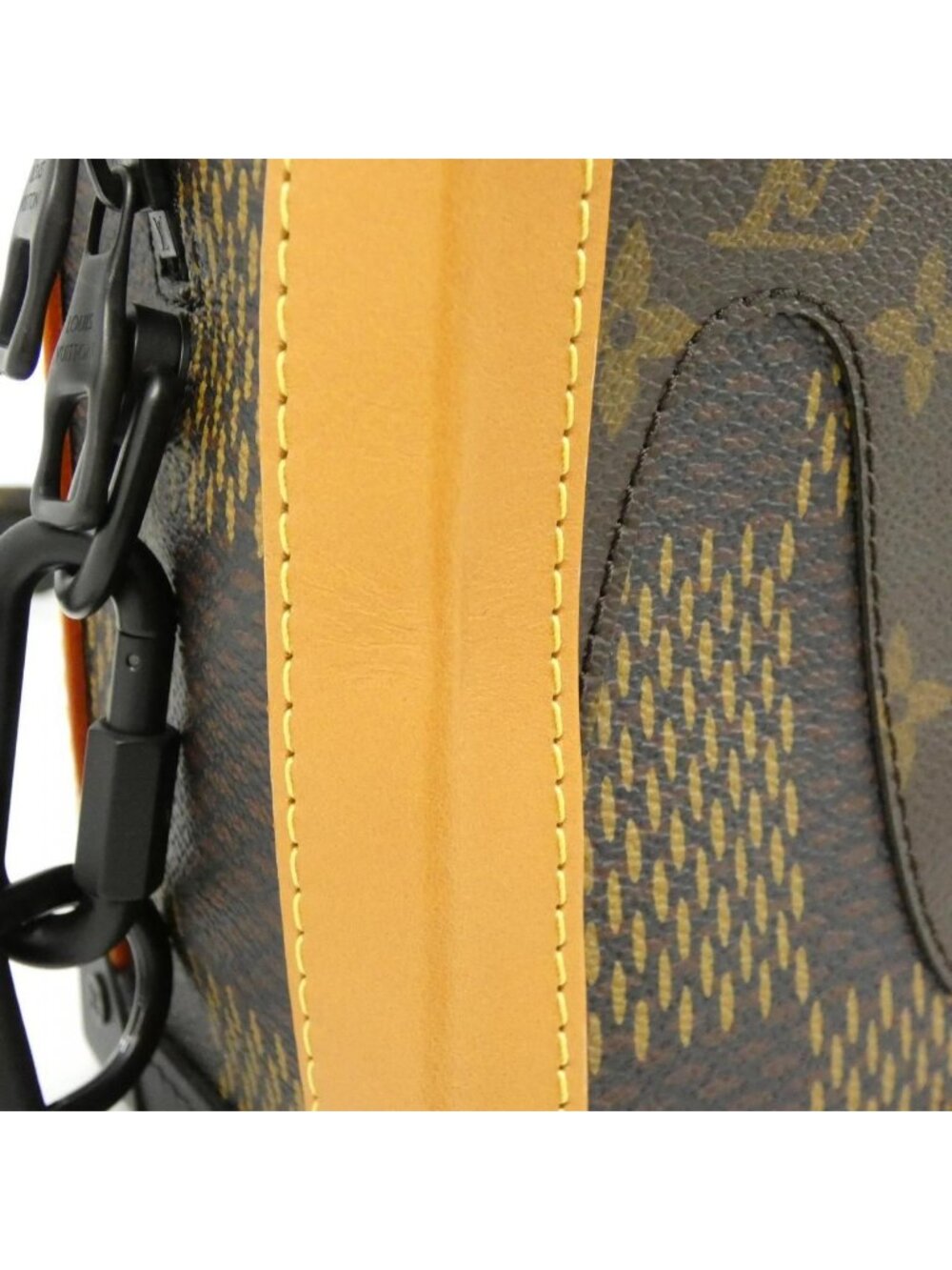 Louis Vuitton Damier Giant Soft Trunk - Picture 7 of 10